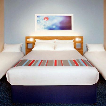 Travelodge Widnes Εξωτερικό φωτογραφία